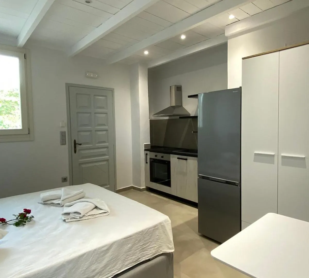 Dios Apartment Asos